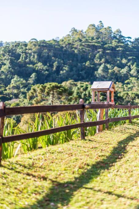 Chales Fazenda Cantinho Do Selado モンテ・ヴェルデ エクステリア 写真